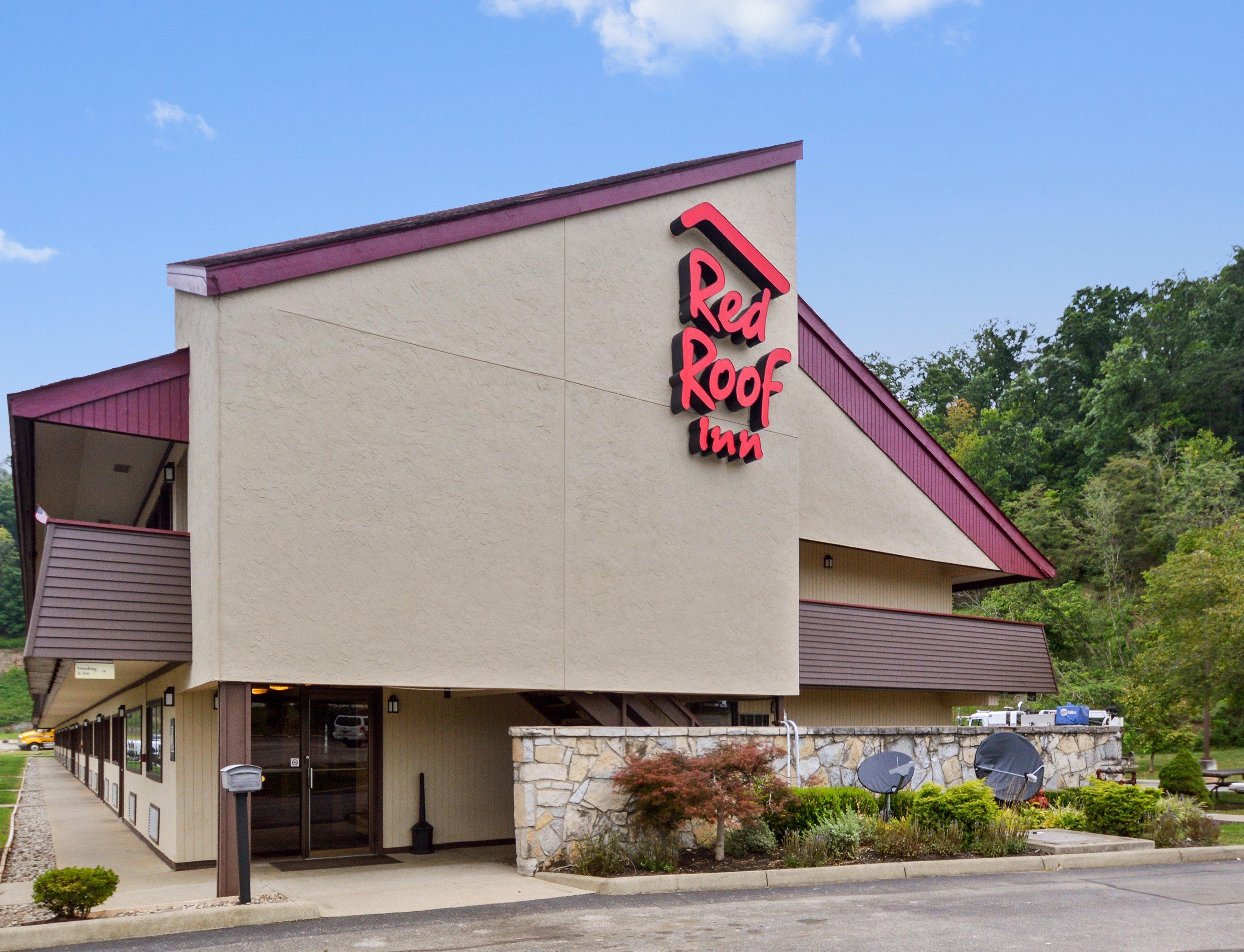 Red Roof Inn Charleston West - Hurricane, Wv Teays Valley Bagian luar foto