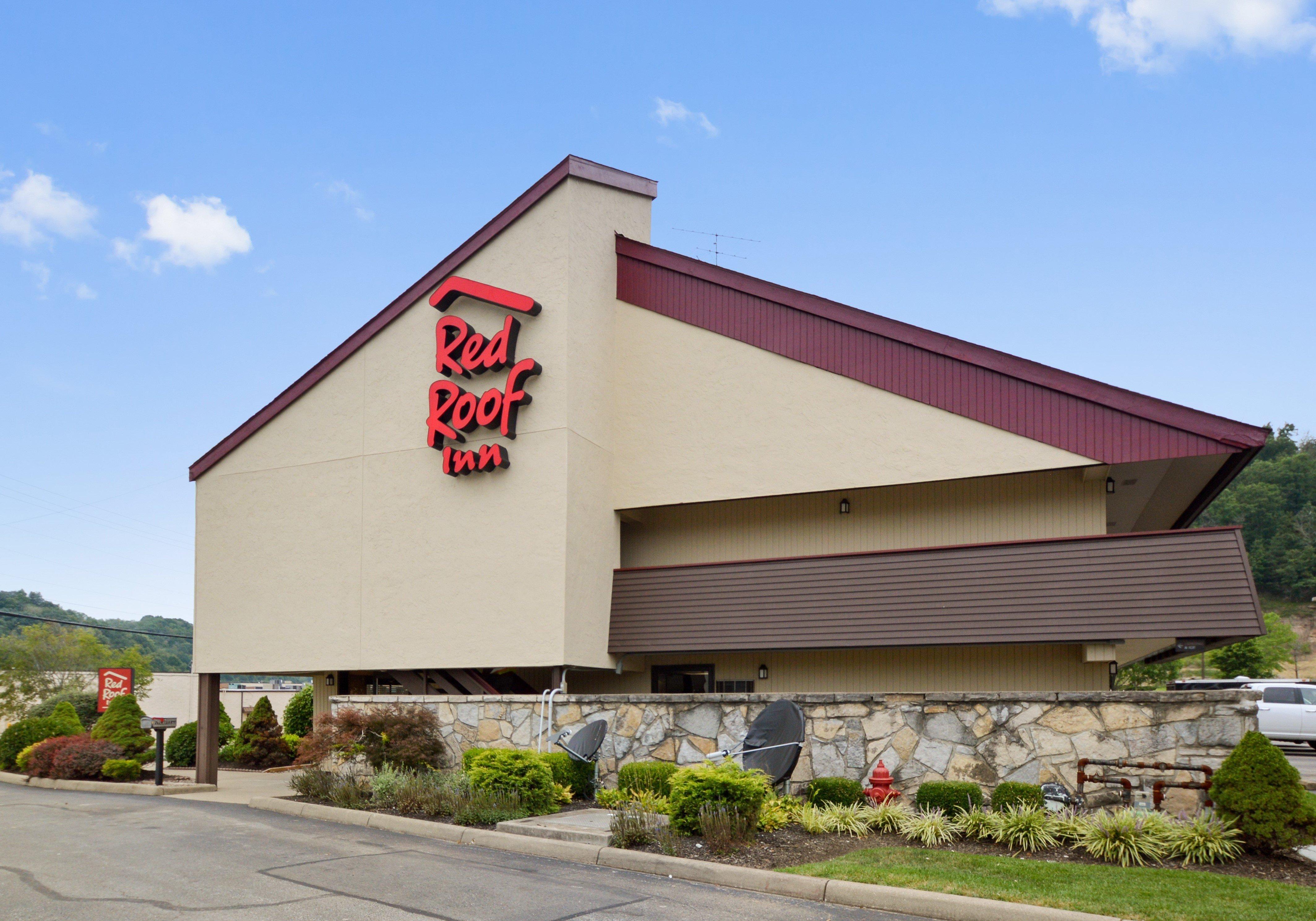 Red Roof Inn Charleston West - Hurricane, Wv Teays Valley Bagian luar foto
