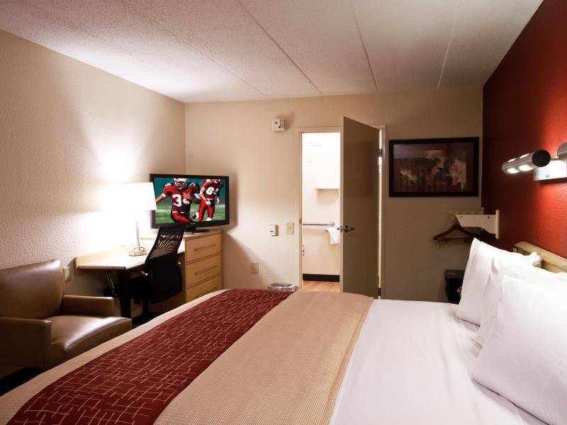 Red Roof Inn Charleston West - Hurricane, Wv Teays Valley Bagian luar foto